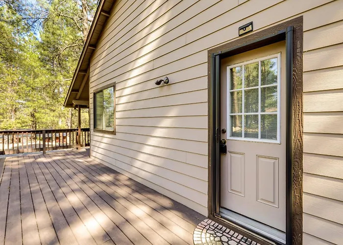 Grill & Games: Family-friendly Flagstaff Getaway! Holiday home