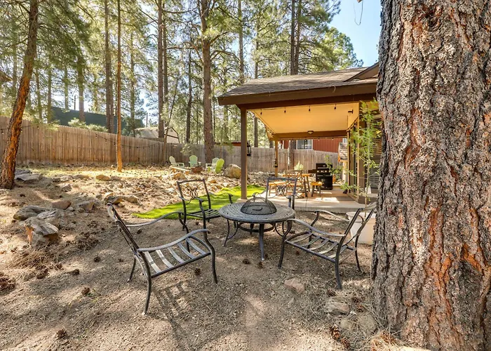 Grill & Games: Family-friendly Flagstaff Getaway! Holiday home *